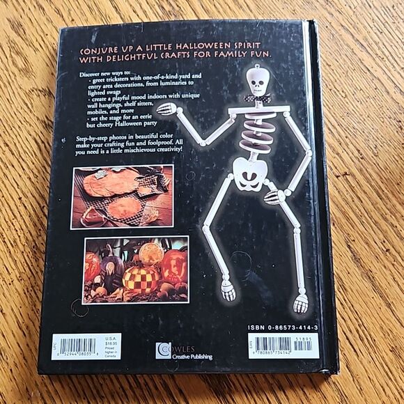 Halloween Decorating: 50 Projects & Ideas Hardcover – Creative Pub Fair Cnd - Picture 3 of 4